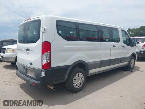 ✅ 2021 Ford Transit Passenger XL • VIN: 1FBAX2Y86MKA31578 • Лот: 42878047. Опубликован ранее на IAAI с пробегом 85 994 миль. Бесплатный доступ к архиву аукционных продаж из США и подробный отчёт об истории автомобиля на DreamBid. Изображение 4.
