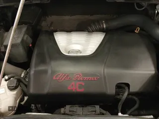 ✅ 2018 Alfa Romeo 4C • VIN: ZARBAAA40JM262002 • Лот: 42563583. Опубликован ранее на IAAI с пробегом 57 371 миль. Бесплатный доступ к архиву аукционных продаж из США и подробный отчёт об истории автомобиля на DreamBid. Изображение 20.