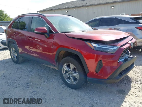 ✅ 2024 Toyota RAV4 XLE • VIN: 2T3P1RFV1RW429790 • Lot: 45297658. Wystawiony na IAAI z przebiegiem 94 329 mil. Bezpłatny archiwum sprzedaży aukcyjnych z USA i szczegółowy raport historii pojazdu na DreamBid. Zdjęcie 1.