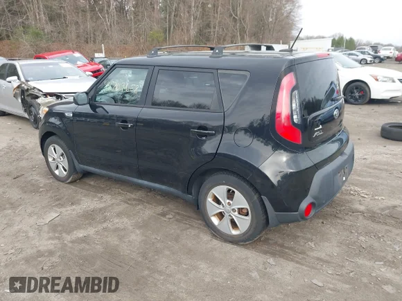 ✅ 2015 Kia Soul • VIN: KNDJN2A20F7213208 • Lot: 44709658. Wystawiony na IAAI z przebiegiem 57 793 mil. Bezpłatny archiwum sprzedaży aukcyjnych z USA i szczegółowy raport historii pojazdu na DreamBid. Zdjęcie 3.