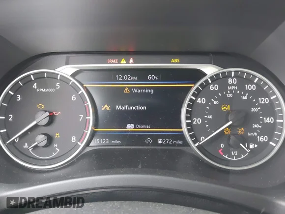 ✅ 2025 Nissan Sentra SV • VIN: 3N1AB8CV3SY232320 • Lot: 43761988. Wystawiony na IAAI z przebiegiem 15 123 mil. Bezpłatny archiwum sprzedaży aukcyjnych z USA i szczegółowy raport historii pojazdu na DreamBid. Zdjęcie 7.