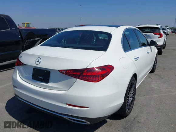 ✅ 2023 Mercedes-Benz C 300 • VIN: W1KAF4GB2PR101439 • Lot: 44708855. Wystawiony na IAAI z przebiegiem 37 472 mil. Bezpłatny archiwum sprzedaży aukcyjnych z USA i szczegółowy raport historii pojazdu na DreamBid. Zdjęcie 4.