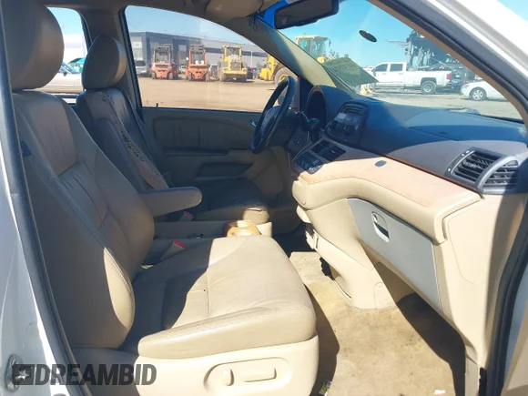 ✅ 2010 Honda Odyssey EX-L • VIN: 5FNRL3H65AB007439 • Lot: 44147504. Listed on IAAI with 251,915 mi. Free auction sales archive from the USA and detailed vehicle history report at DreamBid. Image 5.