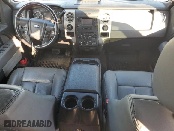 ✅ 2014 Ford F-150 XL • VIN: 1FTFW1ET8EKF71796 • Lot: 91500405. Wystawiony na Copart z przebiegiem 199 961 mil. Bezpłatny archiwum sprzedaży aukcyjnych z USA i szczegółowy raport historii pojazdu na DreamBid. Zdjęcie 8.