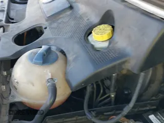 ✅ 2002 Volkswagen EuroVan GLS • VIN: WV2KB47072H036693 • Lot: 41267906. Listed on IAAI with 154,035 mi. Free auction sales archive from the USA and detailed vehicle history report at DreamBid. Image 12.