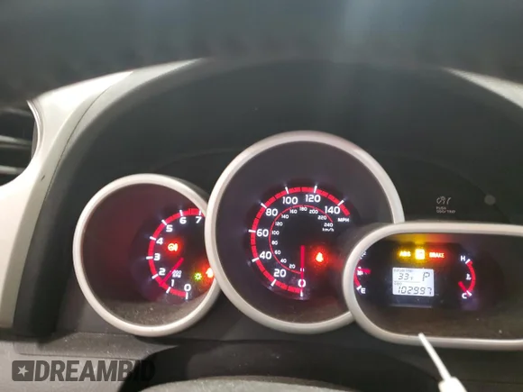 ✅ 2009 Pontiac Vibe • VIN: 5Y2SM67059Z413384 • Лот: 43939005. Опубликован ранее на Copart с пробегом 102 997 миль. Бесплатный доступ к архиву аукционных продаж из США и подробный отчёт об истории автомобиля на DreamBid. Изображение 9.