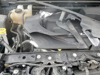 ✅ 2017 Chrysler Pacifica Touring L • VIN: 2C4RC1BG6HR757985 • Lot: 93566325. Wystawiony na Copart z przebiegiem 97 018 mil. Bezpłatny archiwum sprzedaży aukcyjnych z USA i szczegółowy raport historii pojazdu na DreamBid. Zdjęcie 14.