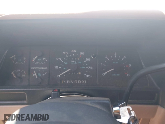 ✅ 1993 Ford Explorer Eddie Bauer • VIN: 1FMDU32X5PUD94496 • Lot: 42494424. Wystawiony na IAAI z przebiegiem 26 047 mil. Bezpłatny archiwum sprzedaży aukcyjnych z USA i szczegółowy raport historii pojazdu na DreamBid. Zdjęcie 7.