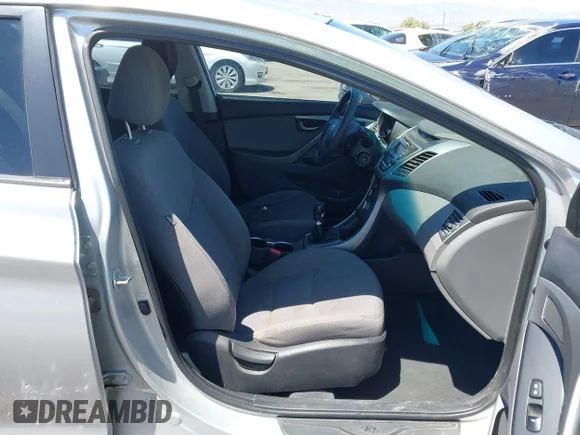 ✅ 2016 Hyundai Elantra Value Edition • VIN: 5NPDH4AE4GH771490 • Лот: 45177115. Опубликован ранее на IAAI с пробегом 184 965 миль. Бесплатный доступ к архиву аукционных продаж из США и подробный отчёт об истории автомобиля на DreamBid. Изображение 5.