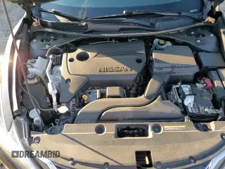 ✅ 2018 Nissan Altima S • VIN: 1N4AL3AP0JC200830 • Lot: 91193675. Wystawiony na Copart z przebiegiem 102 061 mil. Bezpłatny archiwum sprzedaży aukcyjnych z USA i szczegółowy raport historii pojazdu na DreamBid. Zdjęcie 15.