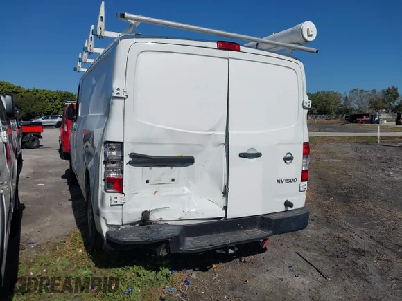 ✅ 2018 Nissan NV Cargo SV • VIN: 1N6BF0KM1JN801089 • Lot: 44329344. Wystawiony na IAAI z przebiegiem 114 190 mil. Bezpłatny archiwum sprzedaży aukcyjnych z USA i szczegółowy raport historii pojazdu na DreamBid. Zdjęcie 3.
