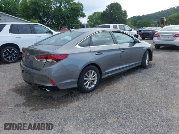✅ 2018 Hyundai Sonata SE • VIN: 5NPE24AF1JH613808 • Лот: 45462569. Опубликован ранее на IAAI с пробегом 137 505 миль. Бесплатный доступ к архиву аукционных продаж из США и подробный отчёт об истории автомобиля на DreamBid. Изображение 4.