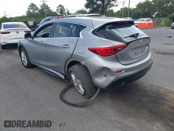 ✅ 2017 Infiniti QX30 Premium • VIN: SJKCH5CPXHA033733 • Лот: 43030723. Опубликован ранее на IAAI с пробегом 89 182 миль. Бесплатный доступ к архиву аукционных продаж из США и подробный отчёт об истории автомобиля на DreamBid. Изображение 3.