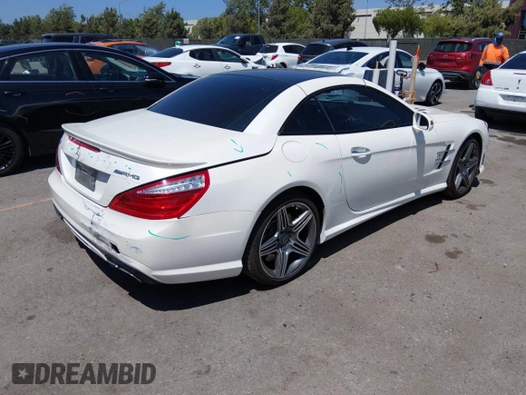 ✅ 2013 Mercedes-Benz SL 63 AMG • VIN: WDDJK7EA6DF005155 • Lot: 45103566. Wystawiony na IAAI z przebiegiem 32 002 mil. Bezpłatny archiwum sprzedaży aukcyjnych z USA i szczegółowy raport historii pojazdu na DreamBid. Zdjęcie 4.