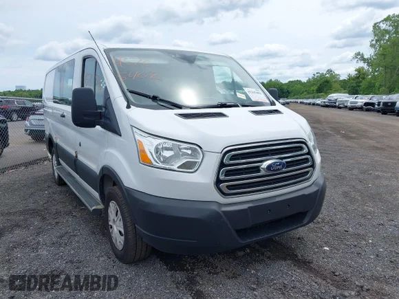 ✅ 2019 Ford Transit • VIN: 1FTYR1ZM3KKA42531 • Лот: 45265402. Опубліковано раніше на IAAI з пробігом 110 864 миль. Безкоштовний доступ до архіву аукціонних продажів зі США та докладний звіт про історію автомобіля на DreamBid. Зображення 1.