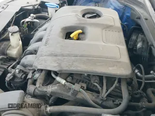 ✅ 2019 Hyundai Elantra SEL • VIN: 5NPD84LF1KH435441 • Lot: 43333975. Listed on IAAI with 93,982 mi miles. Access the free auction sales archive from the USA and view a detailed vehicle history report at DreamBid. Image 19.