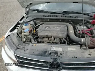 ✅ 2017 Volkswagen Jetta Sport • VIN: 3VWD17AJ9HM403401 • Lot: 71362285. Listed on Copart with 81,875 mi. Free auction sales archive from the USA and detailed vehicle history report at DreamBid. Image 15.