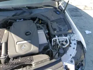 ✅ 2018 Mercedes-Benz C 300 • VIN: WDDWJ4KB8JF658344 • Lot: 46056725. Wystawiony na Copart z przebiegiem 87 957 mil. Bezpłatny archiwum sprzedaży aukcyjnych z USA i szczegółowy raport historii pojazdu na DreamBid. Zdjęcie 13.