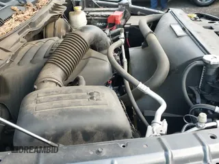 ✅ 2016 Ram 1500 Express • VIN: 1C6RR6KT4GS298176 • Lot: 41834695. Wystawiony na IAAI z przebiegiem 76 104 mil. Bezpłatny archiwum sprzedaży aukcyjnych z USA i szczegółowy raport historii pojazdu na DreamBid. Zdjęcie 19.