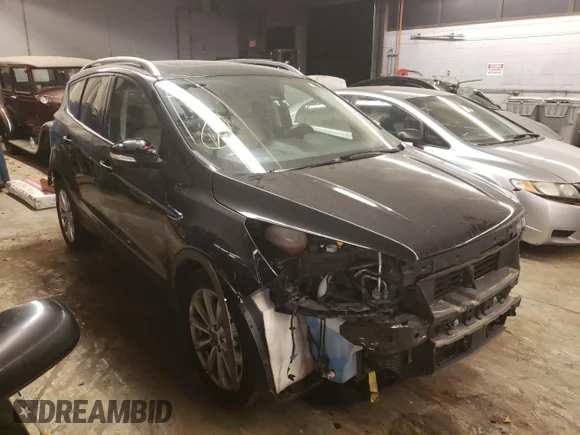✅ 2018 Ford Escape Titanium • VIN: 1FMCU0J99JUD34712 • Лот: 65366102. Опубліковано раніше на Copart з пробігом 76 907 миль. Безкоштовний доступ до архіву аукціонних продажів зі США та докладний звіт про історію автомобіля на DreamBid. Зображення 1.