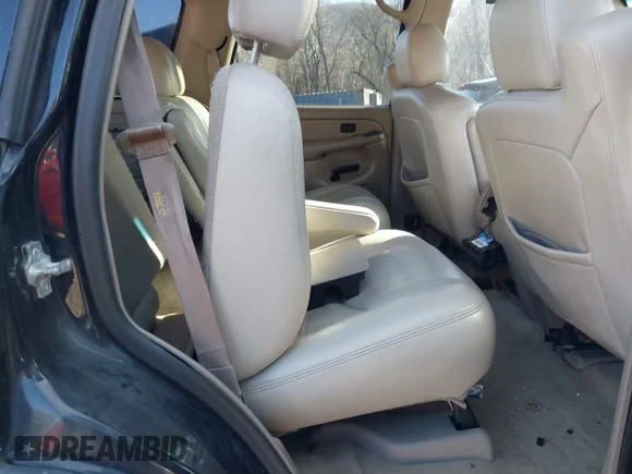 ✅ 2005 Chevrolet Tahoe Z71 • VIN: 1GNEK13T45R211952 • Lot: 44367412. Wystawiony na IAAI z przebiegiem Nie podano. Bezpłatny archiwum sprzedaży aukcyjnych z USA i szczegółowy raport historii pojazdu na DreamBid. Zdjęcie 8.