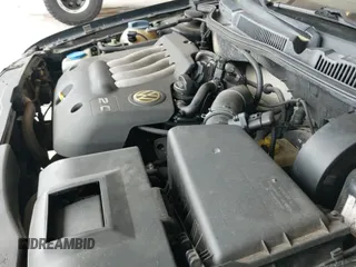 ✅ 1999 Volkswagen Jetta GLS • VIN: 3VWSA29M9XM084458 • Lot: 42500767. Wystawiony na IAAI z przebiegiem 171 418 mil. Bezpłatny archiwum sprzedaży aukcyjnych z USA i szczegółowy raport historii pojazdu na DreamBid. Zdjęcie 19.