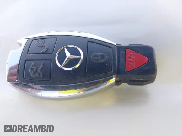 ✅ 2010 Mercedes-Benz C 300 Sport • VIN: WDDGF5EB6AR110770 • Lot: 45387414. Listed on IAAI with 137,551 mi. Free auction sales archive from the USA and detailed vehicle history report at DreamBid. Image 11.