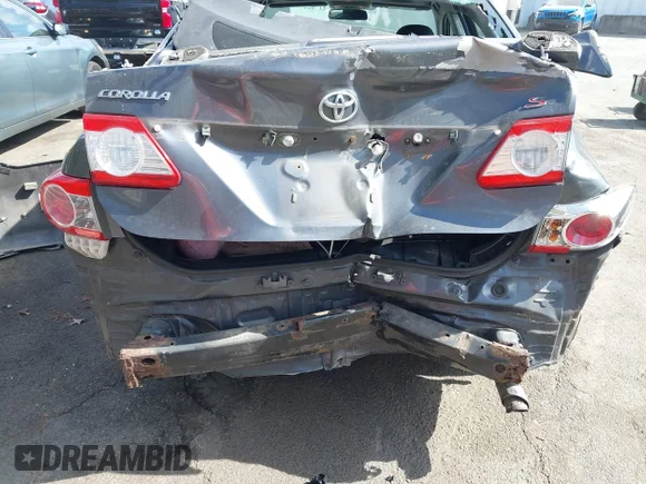 ✅ 2011 Toyota Corolla S • VIN: 2T1BU4EEXBC633610 • Lot: 44786419. Listed on IAAI with 207,552 mi. Free auction sales archive from the USA and detailed vehicle history report at DreamBid. Image 6.