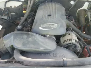 ✅ 2005 GMC Sierra 2500HD Work Truck • VIN: 1GTHK24UX5E148642 • Lot: 42655096. Listed on IAAI with 209,969 mi. Free auction sales archive from the USA and detailed vehicle history report at DreamBid. Image 12.