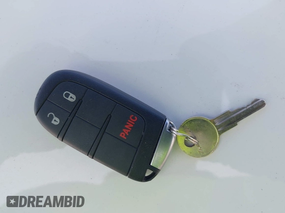 ✅ 2014 Jeep Grand Cherokee Laredo • VIN: 1C4RJEAG9EC499142 • Lot: 44311464. Wystawiony na IAAI z przebiegiem 67 666 mil. Bezpłatny archiwum sprzedaży aukcyjnych z USA i szczegółowy raport historii pojazdu na DreamBid. Zdjęcie 11.