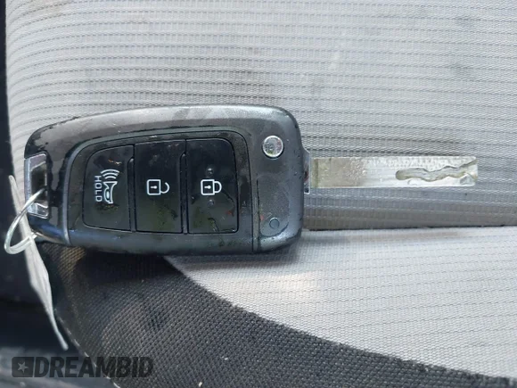 ✅ 2022 Hyundai Venue SEL • VIN: KMHRC8A35NU133080 • Lot: 40300938. Wystawiony na IAAI z przebiegiem 95 510 mil. Bezpłatny archiwum sprzedaży aukcyjnych z USA i szczegółowy raport historii pojazdu na DreamBid. Zdjęcie 11.