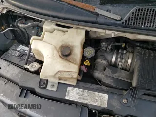 ✅ 2001 GMC Savana • VIN: 1GTFG29M411187116 • Лот: 86925144. Опубликован ранее на Copart с пробегом 207 878 миль. Бесплатный доступ к архиву аукционных продаж из США и подробный отчёт об истории автомобиля на DreamBid. Изображение 14.