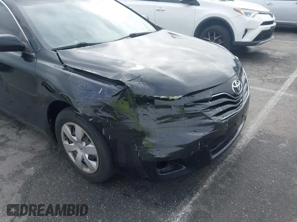 ✅ 2010 Toyota Camry • VIN: 4T4BF3EK9AR080008 • Lot: 44384784. Wystawiony na IAAI z przebiegiem 142 583 mil. Bezpłatny archiwum sprzedaży aukcyjnych z USA i szczegółowy raport historii pojazdu na DreamBid. Zdjęcie 6.
