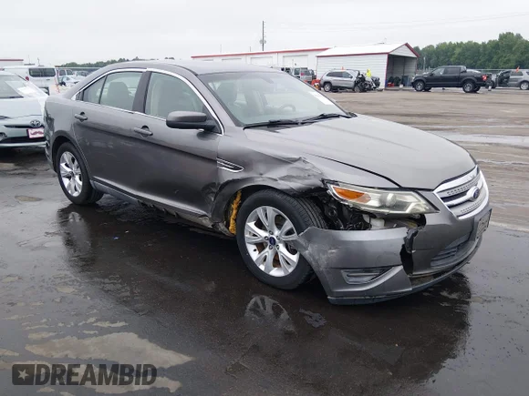 ✅ 2011 Ford Taurus SEL • VIN: 1FAHP2EW5BG172337 • Lot: 45198556. Wystawiony na IAAI z przebiegiem 92 365 mil. Bezpłatny archiwum sprzedaży aukcyjnych z USA i szczegółowy raport historii pojazdu na DreamBid. Zdjęcie 1.