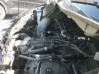 ✅ 2021 Ford Transit Cargo • VIN: 1FTBR1CG8MKA98329 • Lot: 42534100. Wystawiony na IAAI z przebiegiem 66 953 mil. Bezpłatny archiwum sprzedaży aukcyjnych z USA i szczegółowy raport historii pojazdu na DreamBid. Zdjęcie 21.