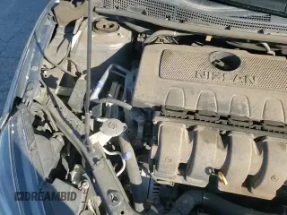 ✅ 2019 Nissan Sentra S • VIN: 3N1AB7AP3KY372737 • Lot: 93734925. Wystawiony na Copart z przebiegiem 76 536 mil. Bezpłatny archiwum sprzedaży aukcyjnych z USA i szczegółowy raport historii pojazdu na DreamBid. Zdjęcie 14.