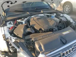 ✅ 2017 Audi A4 Premium • VIN: WAUGNAF40HN010829 • Lot: 87304775. Wystawiony na Copart z przebiegiem 84 878 mil. Bezpłatny archiwum sprzedaży aukcyjnych z USA i szczegółowy raport historii pojazdu na DreamBid. Zdjęcie 13.