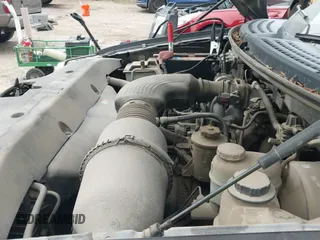 ✅ 2005 Ford F-150 XLT • VIN: 1FTRW12W15KE64553 • Lot: 42009373. Listed on IAAI with 106,454 mi. Free auction sales archive from the USA and detailed vehicle history report at DreamBid. Image 12.