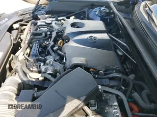 ✅ 2022 Toyota Camry Hybrid SE • VIN: 4T1G31AK9NU038804 • Лот: 42479021. Опубликован ранее на IAAI с пробегом 136 422 миль. Бесплатный доступ к архиву аукционных продаж из США и подробный отчёт об истории автомобиля на DreamBid. Изображение 19.