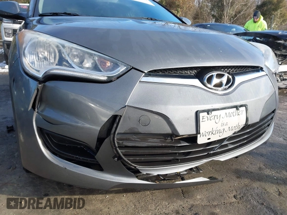 ✅ 2016 Hyundai Veloster • VIN: KMHTC6AD2GU283301 • Lot: 44225764. Wystawiony na IAAI z przebiegiem 97 270 mil. Bezpłatny archiwum sprzedaży aukcyjnych z USA i szczegółowy raport historii pojazdu na DreamBid. Zdjęcie 6.