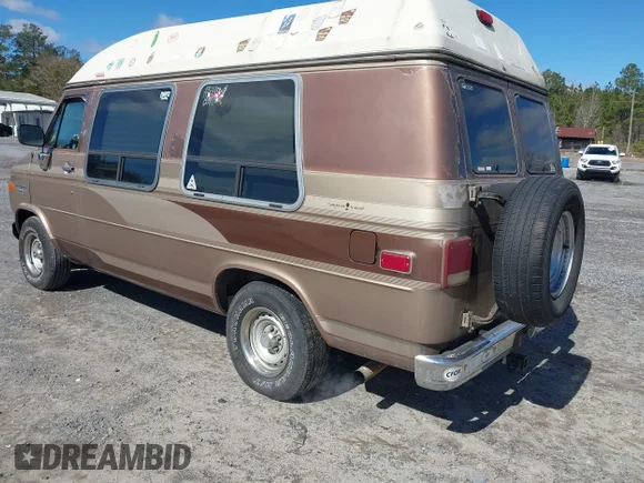 ✅ 1995 Chevrolet Chevy Van • VIN: 1GBEG25K2SF157427 • Lot: 44392794. Wystawiony na IAAI z przebiegiem 187 121 mil. Bezpłatny archiwum sprzedaży aukcyjnych z USA i szczegółowy raport historii pojazdu na DreamBid. Zdjęcie 3.