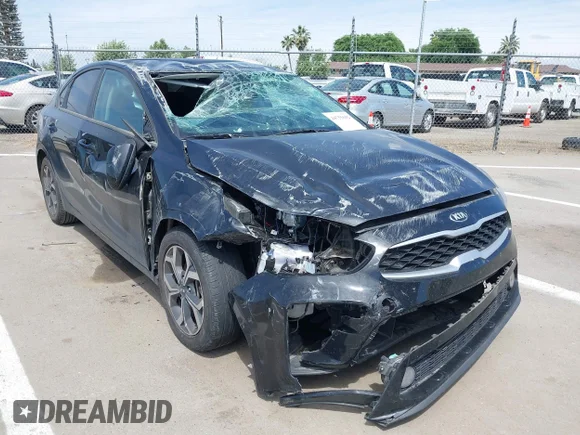 ✅ 2019 Kia Forte LXS • VIN: 3KPF24AD4KE114977 • Lot: 44755692. Wystawiony na IAAI z przebiegiem 124 612 mil. Bezpłatny archiwum sprzedaży aukcyjnych z USA i szczegółowy raport historii pojazdu na DreamBid. Zdjęcie 1.