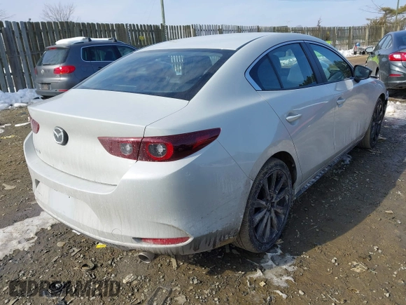 ✅ 2026 Mazda 3 S Select Sport • VIN: JM1BPABL6T1851669 • Lot: 44314996. Wystawiony na IAAI z przebiegiem 5 448 mil. Bezpłatny archiwum sprzedaży aukcyjnych z USA i szczegółowy raport historii pojazdu na DreamBid. Zdjęcie 4.