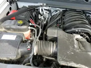 ✅ 2018 GMC Yukon Denali • VIN: 1GKS2CKJ0JR161024 • Lot: 86445475. Wystawiony na Copart z przebiegiem 120 954 mil. Bezpłatny archiwum sprzedaży aukcyjnych z USA i szczegółowy raport historii pojazdu na DreamBid. Zdjęcie 16.