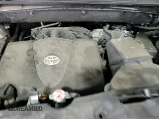 ✅ 2019 Toyota Highlander Limited • VIN: 5TDDZRFH3KS984432 • Lot: 70062115. Wystawiony na Copart z przebiegiem 94 306 mil. Bezpłatny archiwum sprzedaży aukcyjnych z USA i szczegółowy raport historii pojazdu na DreamBid. Zdjęcie 16.