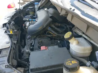 ✅ 2019 Ford Transit • VIN: 1FTYR1YM4KKA83624 • Lot: 42651250. Listed on IAAI with 118,838 mi. Free auction sales archive from the USA and detailed vehicle history report at DreamBid. Image 18.