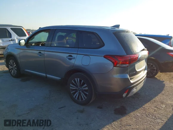 ✅ 2020 Mitsubishi Outlander SE • VIN: JA4AD3A37LZ005130 • Lot: 43323120. Wystawiony na IAAI z przebiegiem 94 128 mil. Bezpłatny archiwum sprzedaży aukcyjnych z USA i szczegółowy raport historii pojazdu na DreamBid. Zdjęcie 3.