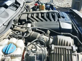 ✅ 2017 Volkswagen Touareg Wolfsburg Edition • VIN: WVGRF7BP5HD003047 • Lot: 43490757. Listed on IAAI with 146,324 mi. Free auction sales archive from the USA and detailed vehicle history report at DreamBid. Image 19.