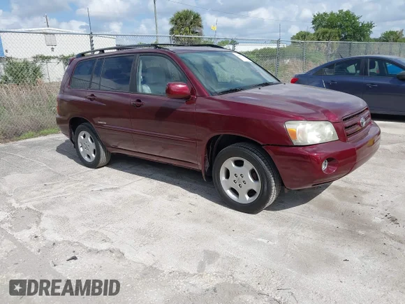 ✅ 2006 Toyota Highlander Limited • VIN: JTEDP21A560109770 • Lot: 44867463. Listed on IAAI with 120,926 mi. Free auction sales archive from the USA and detailed vehicle history report at DreamBid. Image 1.