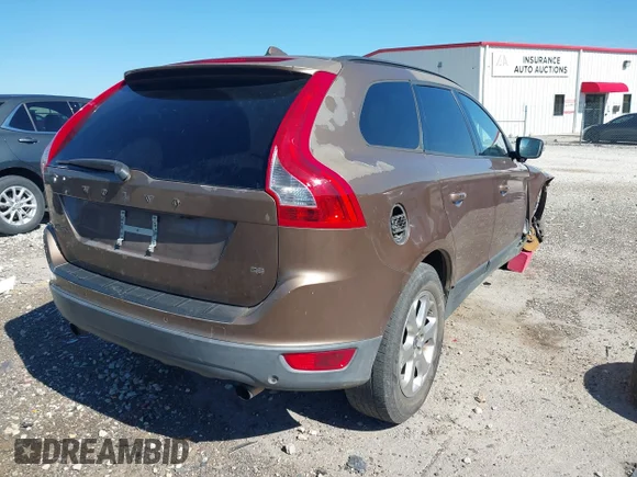 ✅ 2010 Volvo XC60 3.2L • VIN: YV4982DL6A2077717 • Lot: 43449014. Listed on IAAI with 118,362 mi. Free auction sales archive from the USA and detailed vehicle history report at DreamBid. Image 4.